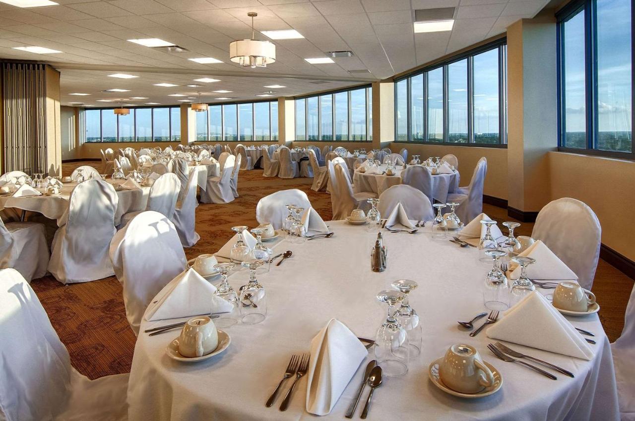 Comfort Inn & Suites At Copeland Tower Metairie Esterno foto