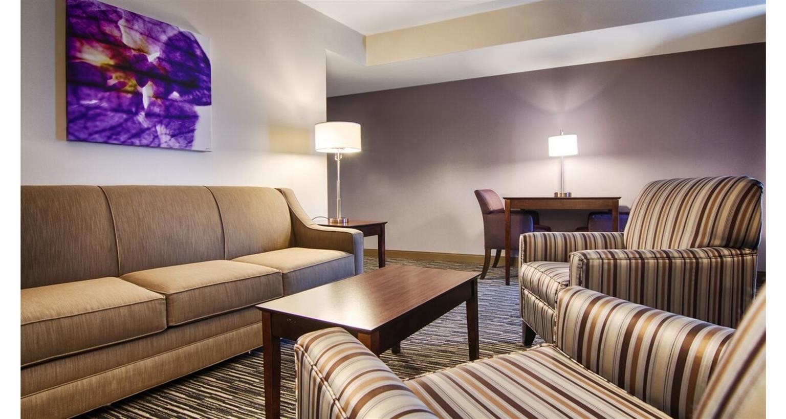 Comfort Inn & Suites At Copeland Tower Metairie Esterno foto