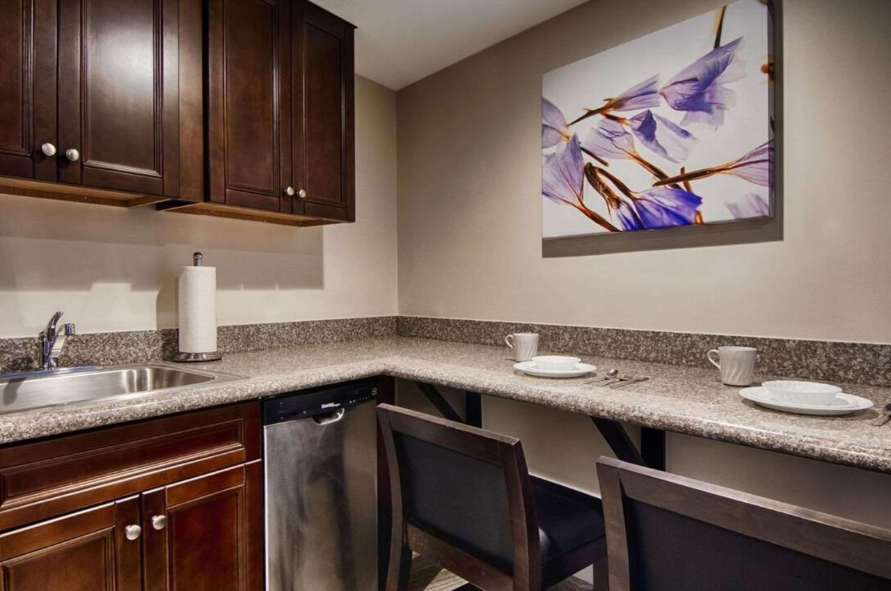 Comfort Inn & Suites At Copeland Tower Metairie Esterno foto